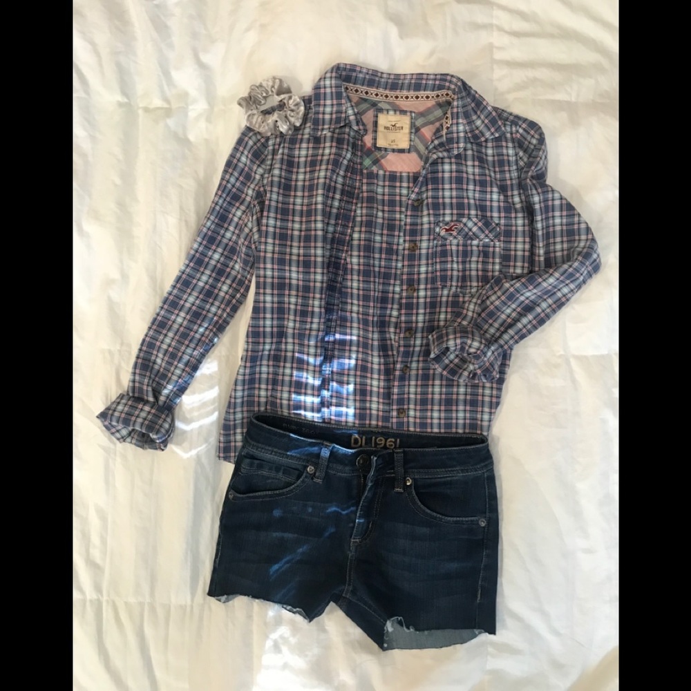 HOLLISTER PLAID SHIRT